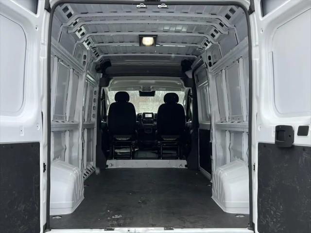 2026 Ram ProMaster 2500 Cargo Van Tradesman High Roof 159" WB w/Pass Seat