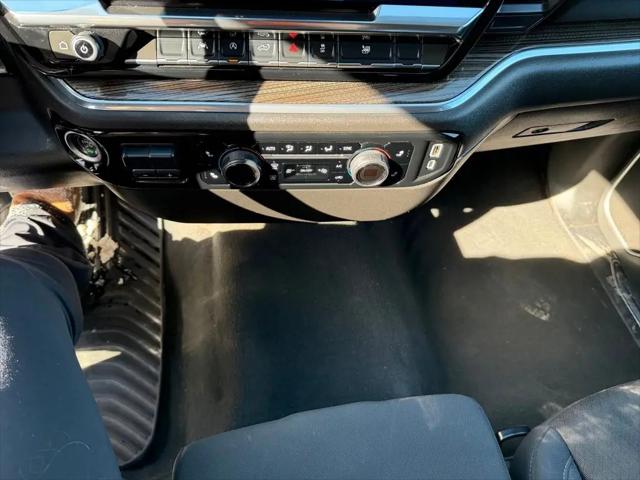 2025 Chevrolet Silverado 1500 4WD Crew Cab Standard Bed LT
