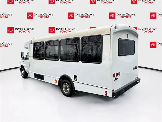 2017 Ford E-450 Cutaway E-450