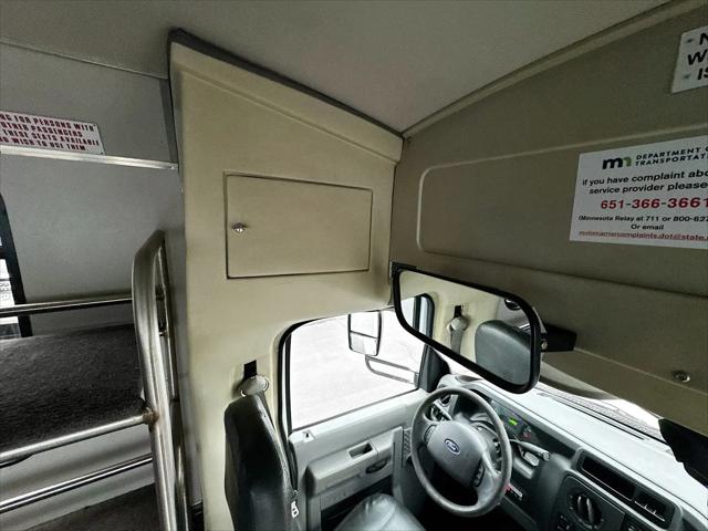 2017 Ford E-450 Cutaway E-450