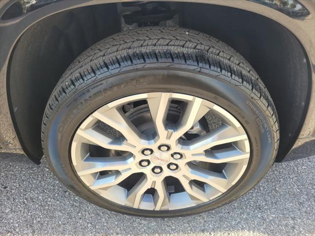 2026 GMC Acadia Denali FWD