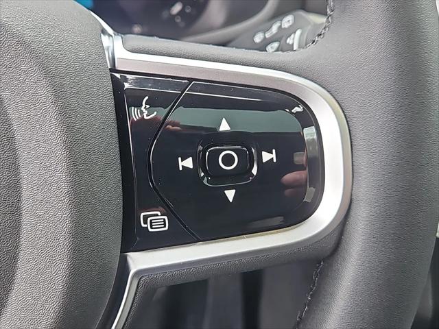 2026 Volvo V60 Cross Country Ultra, B5 AWD Gas (mild hybrid)
