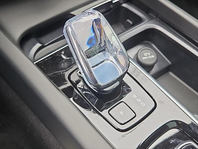 2026 Volvo V60 Cross Country Ultra, B5 AWD Gas (mild hybrid)