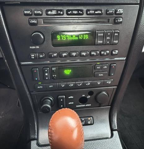 2003 Ford Thunderbird Deluxe