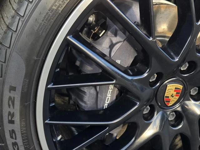 2023 Porsche Panamera Platinum Edition