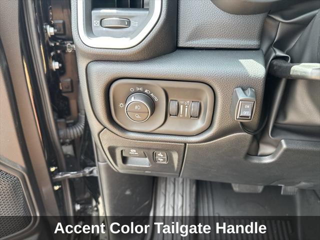 2026 Ram 1500 Lone Star Crew Cab 4x4 57 Box