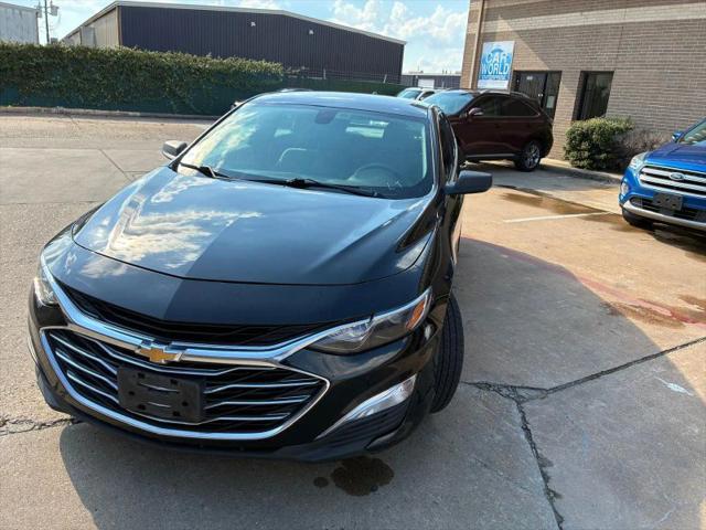 2020 Chevrolet Malibu FWD 1FL for sale in Houston, TX