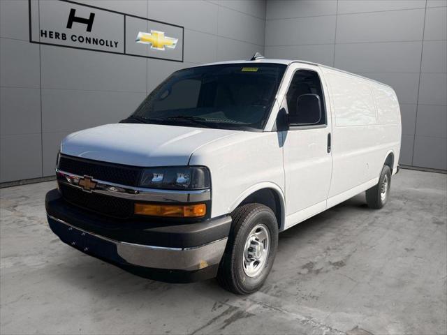 2025 Chevrolet Express Cargo Van RWD 3500 Extended Wheelbase WT