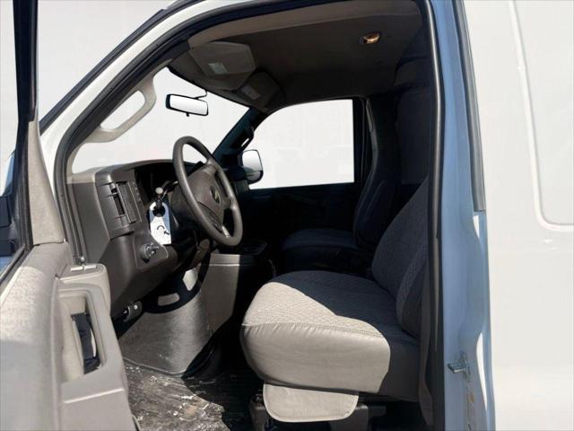 2025 Chevrolet Express Cargo Van RWD 3500 Extended Wheelbase WT