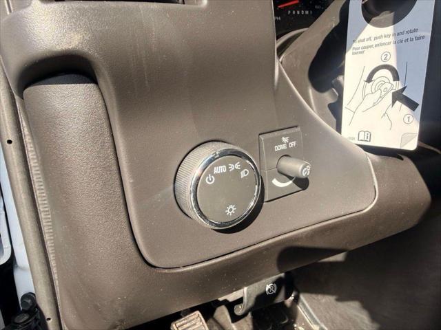2025 Chevrolet Express Cargo Van RWD 3500 Extended Wheelbase WT