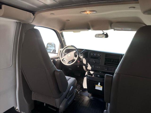 2025 Chevrolet Express Cargo Van RWD 3500 Extended Wheelbase WT