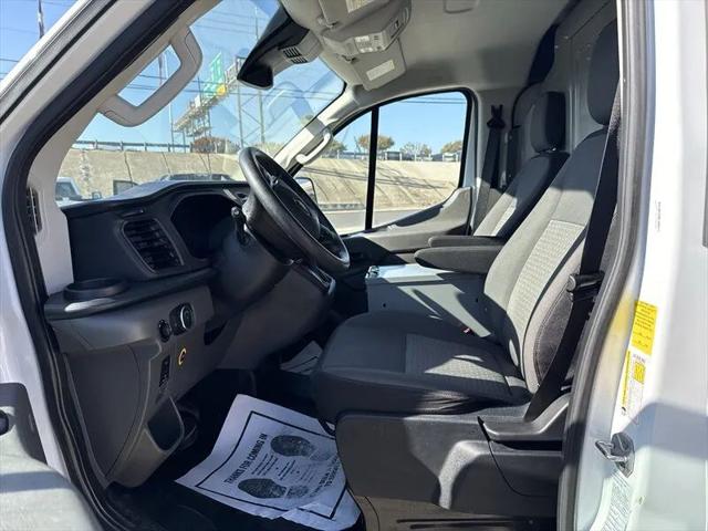 2023 Ford Transit Cargo Van w/LWB