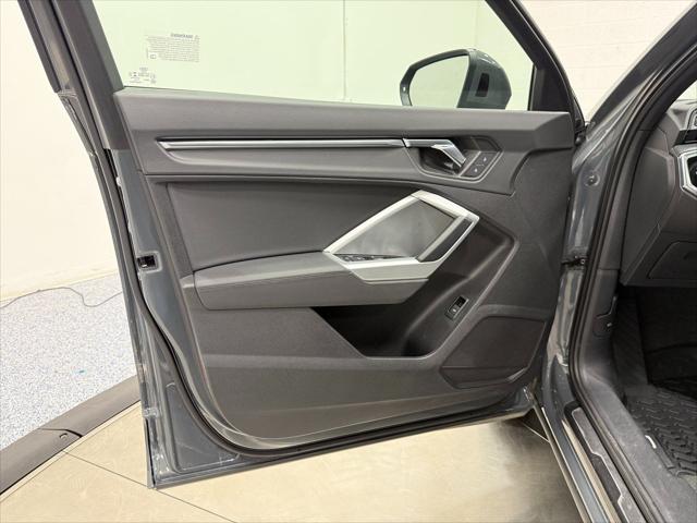 2020 Audi Q3 Premium 45 TFSI quattro Tiptronic