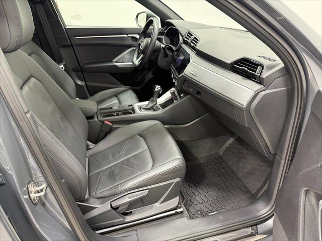 2020 Audi Q3 Premium 45 TFSI quattro Tiptronic
