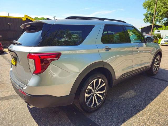 2022 Ford Explorer ST-Line