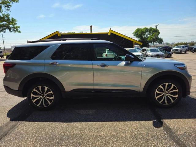 2022 Ford Explorer ST-Line
