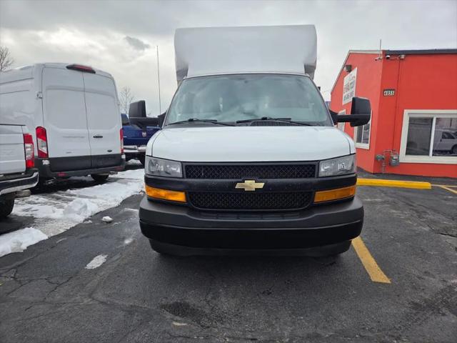 2023 Chevrolet Express Cutaway Work Van