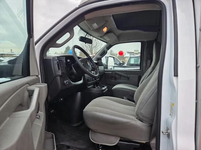 2023 Chevrolet Express Cutaway Work Van