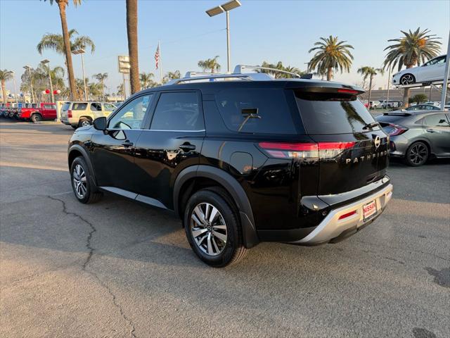 2025 Nissan Pathfinder SL FWD