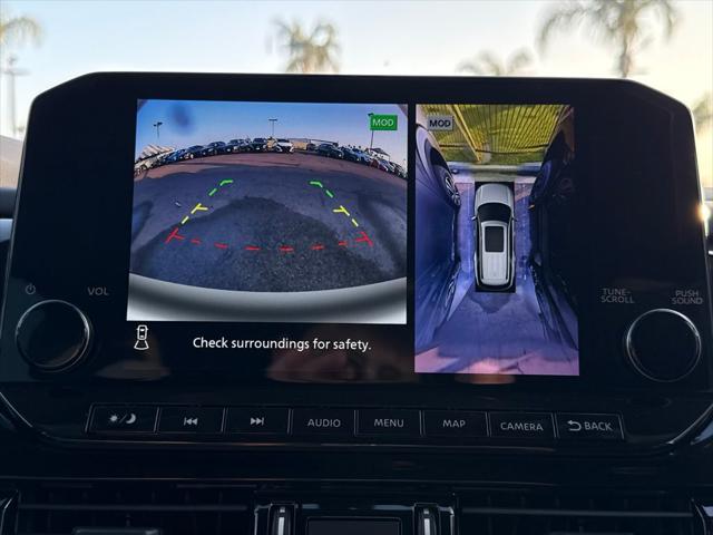 2025 Nissan Pathfinder SL FWD