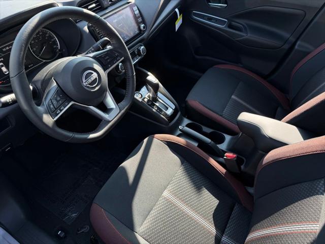 2025 Nissan Versa 1.6 SR