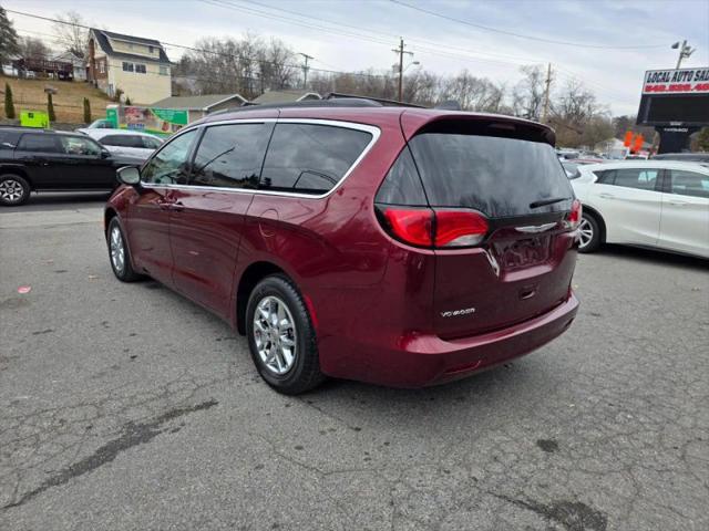 2021 Chrysler Voyager LXI