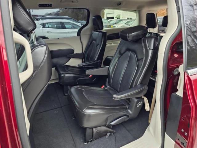 2021 Chrysler Voyager LXI