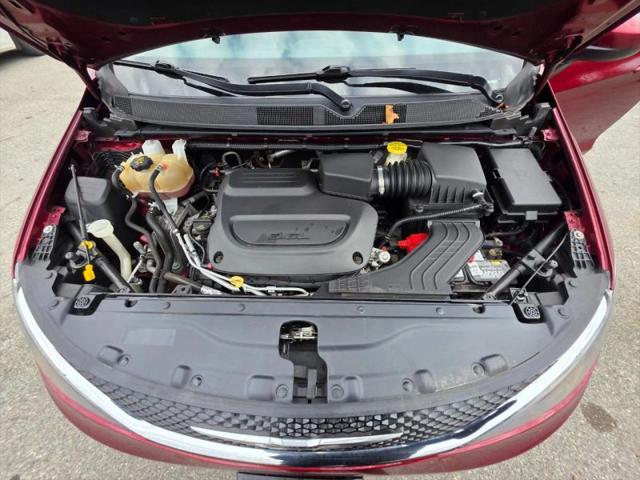 2021 Chrysler Voyager LXI