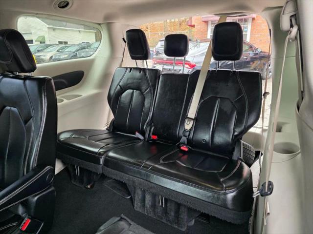 2021 Chrysler Voyager LXI