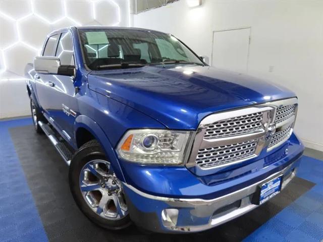2017 Ram 1500 Laramie Crew Cab 4x4 5'7" Box