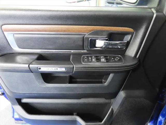 2017 Ram 1500 Laramie Crew Cab 4x4 5'7" Box