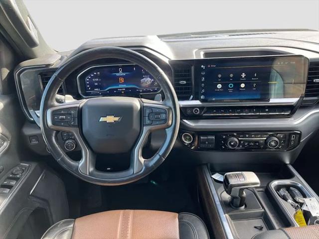 2023 Chevrolet Silverado 1500 4WD Crew Cab Short Bed High Country
