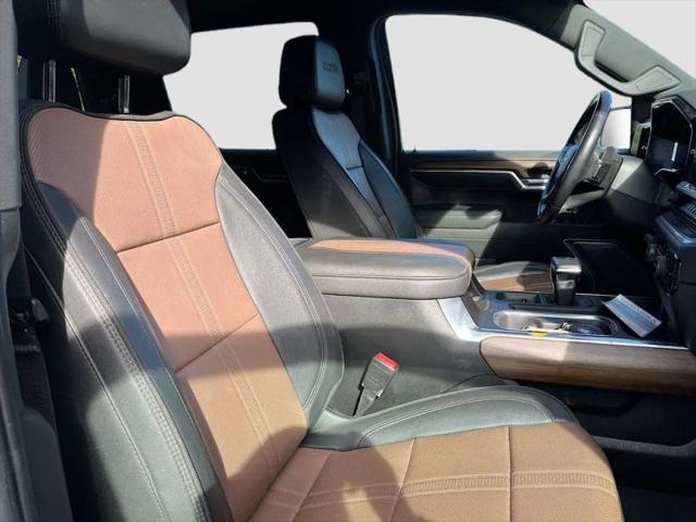 2023 Chevrolet Silverado 1500 4WD Crew Cab Short Bed High Country
