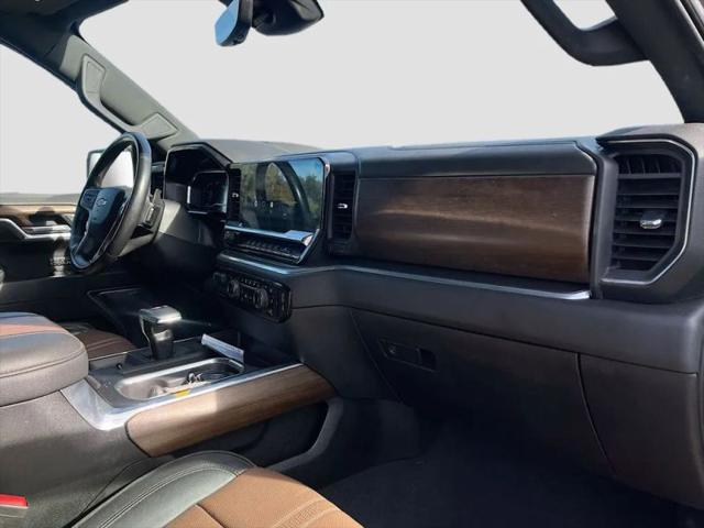 2023 Chevrolet Silverado 1500 4WD Crew Cab Short Bed High Country