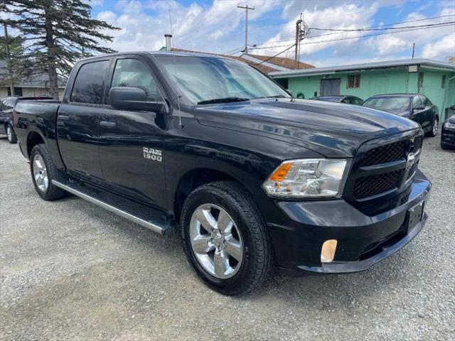 2017 Ram 1500 Express Crew Cab 4x4 5'7" Box