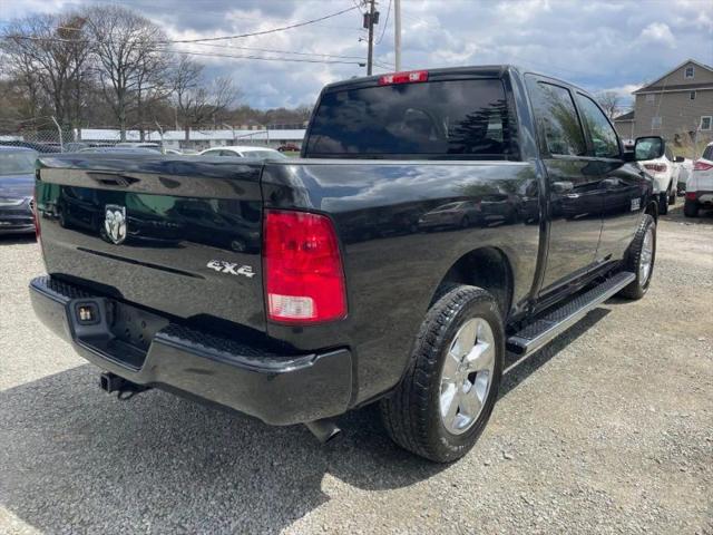 2017 Ram 1500 Express Crew Cab 4x4 5'7" Box