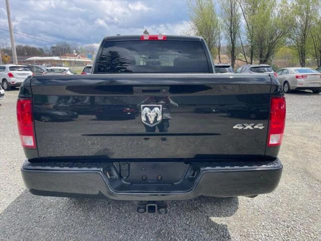 2017 Ram 1500 Express Crew Cab 4x4 5'7" Box