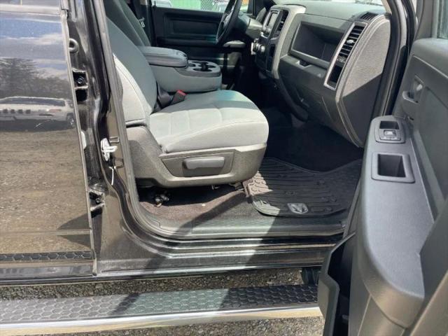 2017 Ram 1500 Express Crew Cab 4x4 5'7" Box