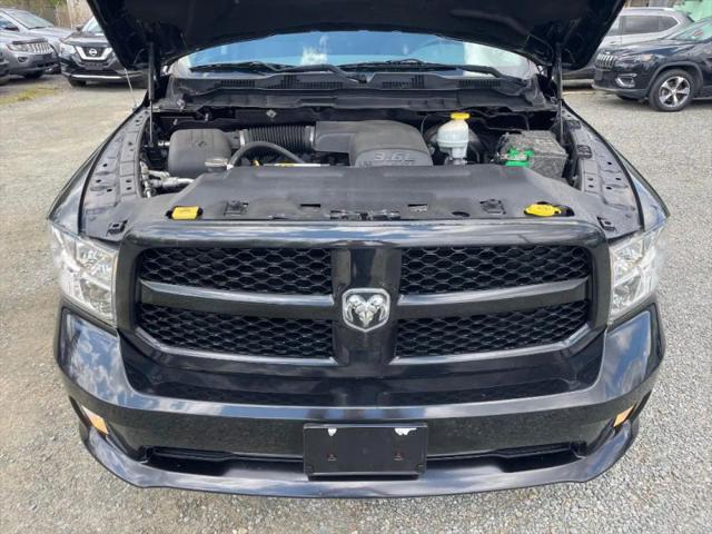 2017 Ram 1500 Express Crew Cab 4x4 5'7" Box