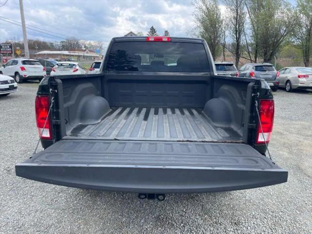 2017 Ram 1500 Express Crew Cab 4x4 5'7" Box