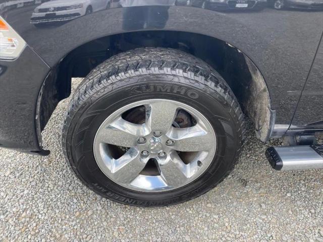 2017 Ram 1500 Express Crew Cab 4x4 5'7" Box