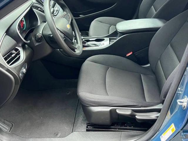 2024 Chevrolet Malibu FWD 1FL