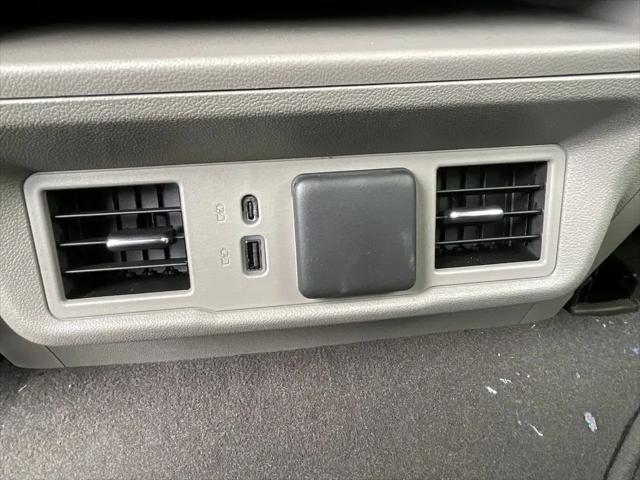 2026 GMC Sierra 2500HD Crew Cab, Standard Bed, SLT, 4WD