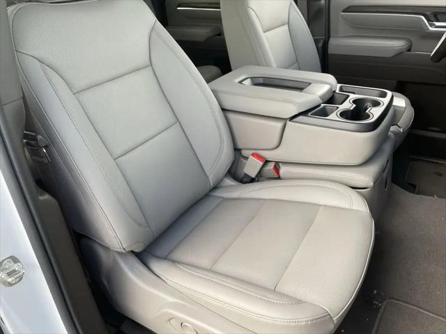 2026 GMC Sierra 2500HD Crew Cab, Standard Bed, SLT, 4WD