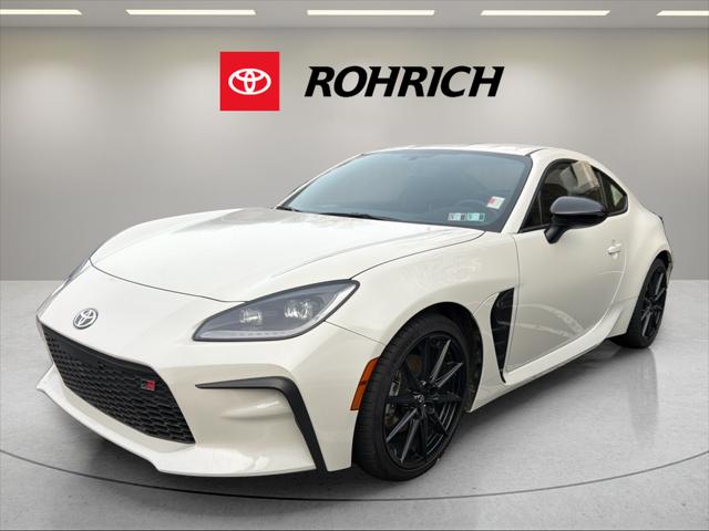 2024 Toyota GR86 Premium's photo