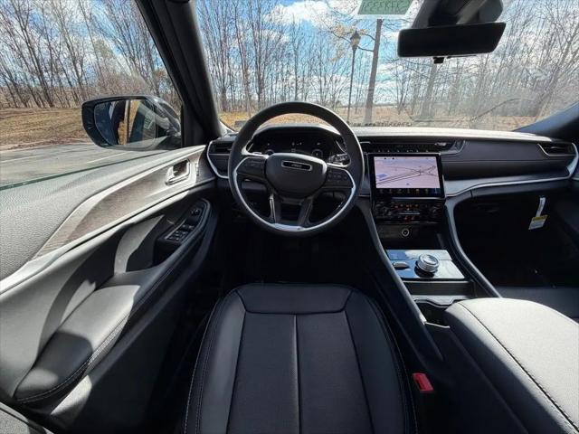 2025 Jeep Grand Cherokee L Limited 4x4