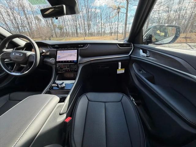 2025 Jeep Grand Cherokee L Limited 4x4