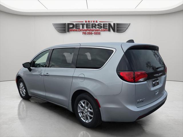 2026 Chrysler Voyager LX