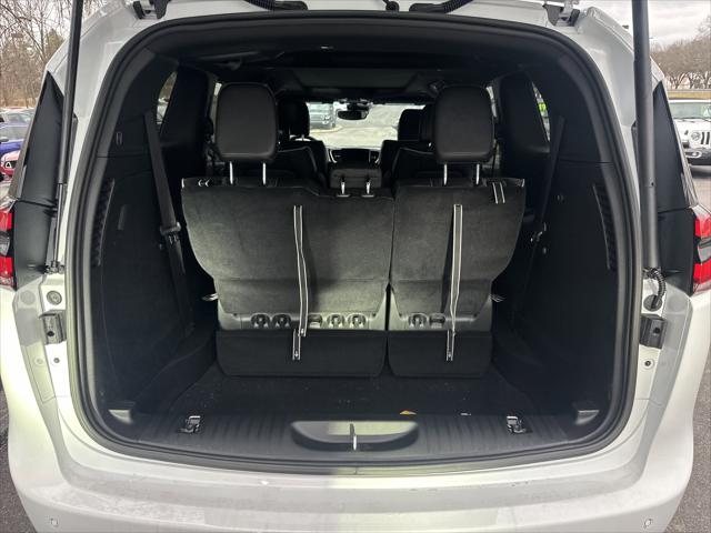 2026 Chrysler Pacifica Limited AWD