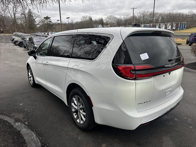 2026 Chrysler Pacifica Limited AWD